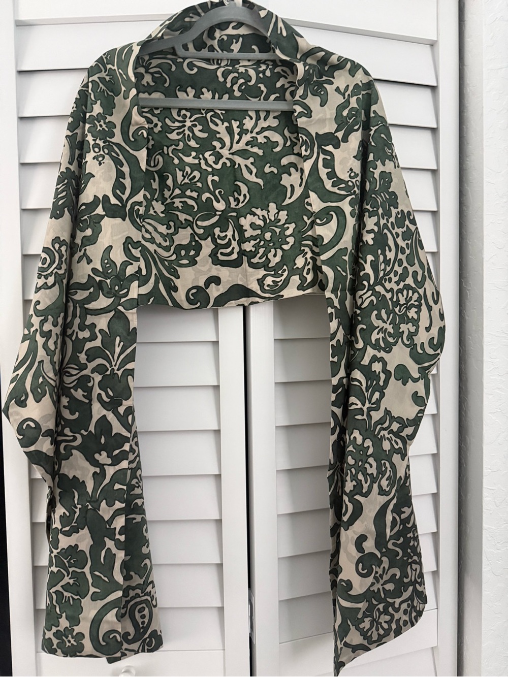 MaxMara Green and Cream Damask Asymmetrical Shawl